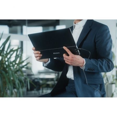 art_verb-m-pmt-17-4k_1